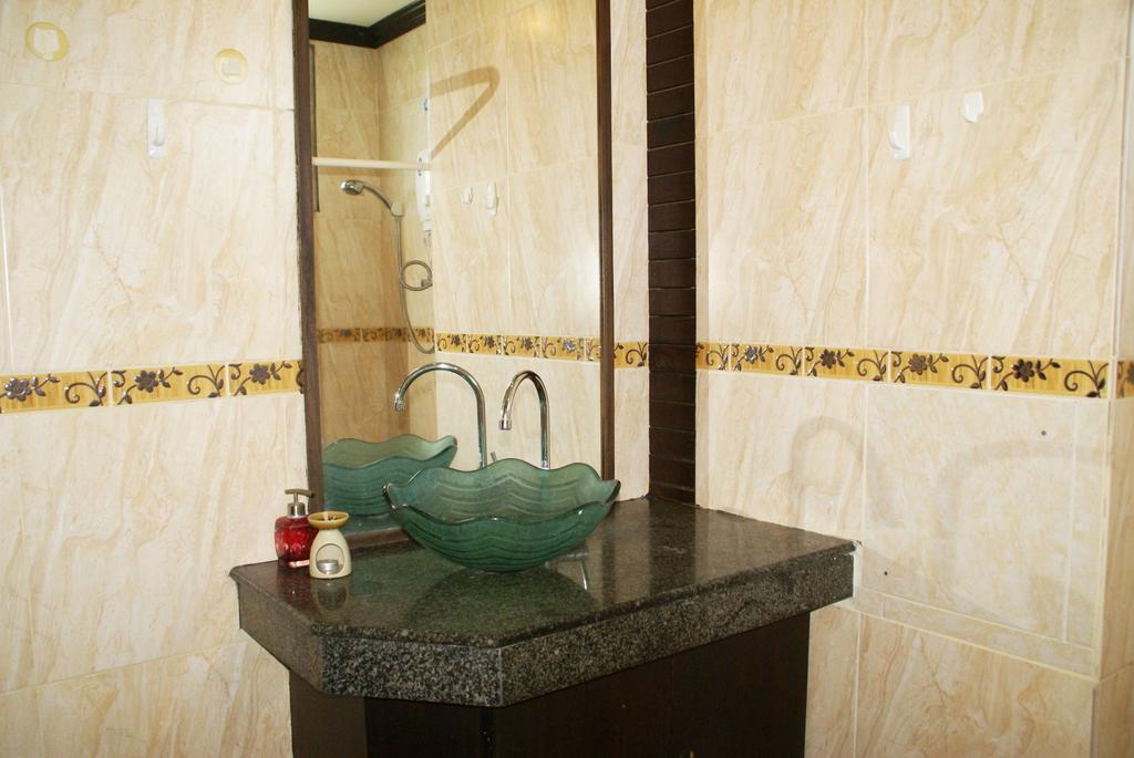 V-Condominium Чавенг Бийч Екстериор снимка
